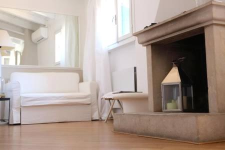 Di Punto In Bianco Home Verona Exterior photo
